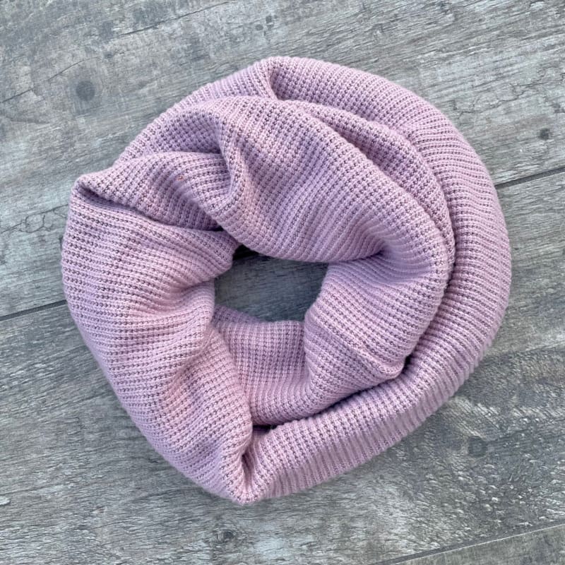 Chunky Knit Infinity Scarf | Light Mauve - Scarf